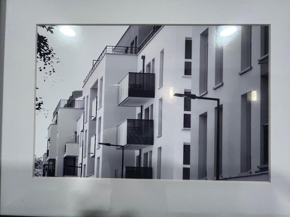 Chambre Individuelle Dans Un Appartement A 37 De Champs Elysees ซัคทรูวิลล์ ภายนอก รูปภาพ